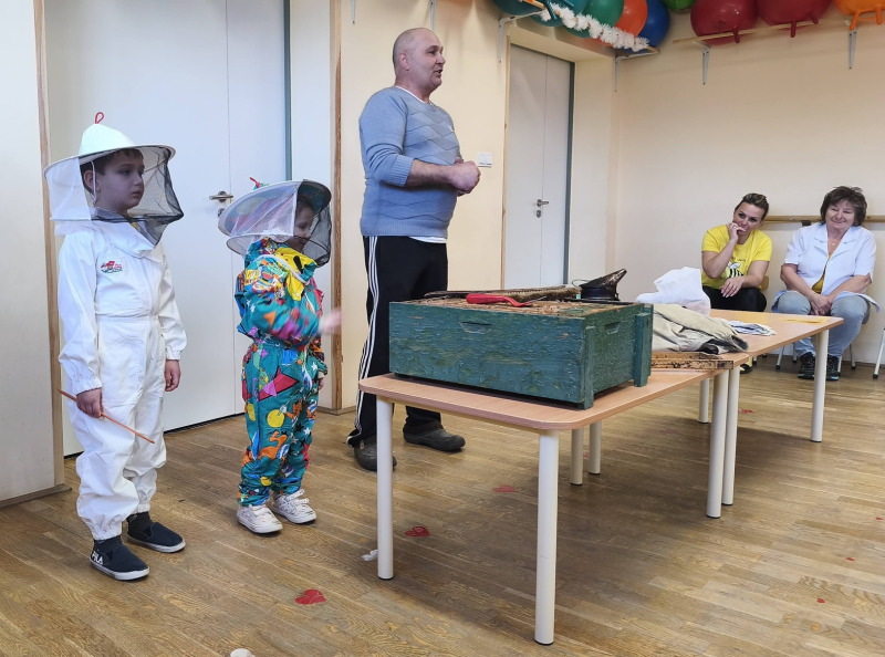 Kajos István méhész bemutatója